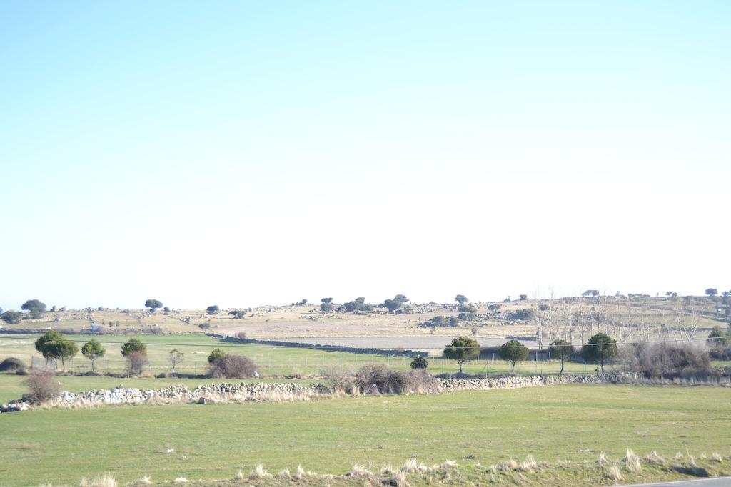 Bernuy-Salinero Casa Rural El Dolmen المظهر الخارجي الصورة